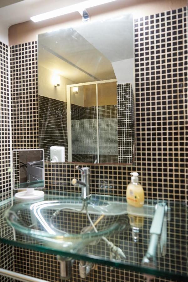 Вилла Luxury Karfas House Экстерьер фото